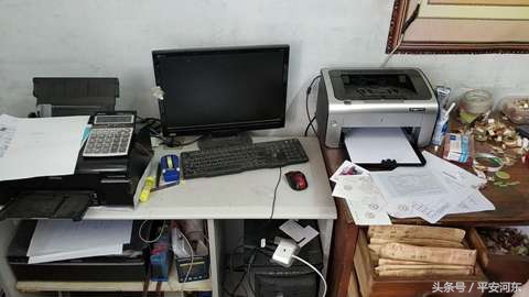 警方抓获一制售假货团伙,警方查获特大卖假货团伙