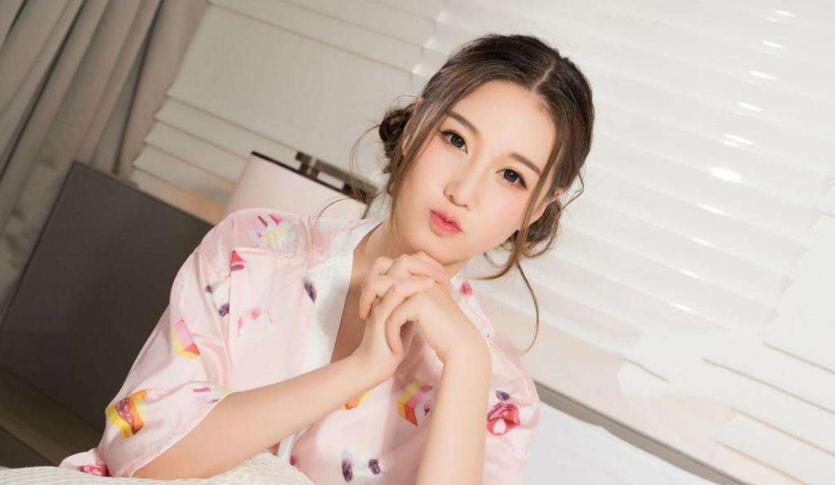 和喜欢的人聊天没有话题怎么办,跟喜欢的人聊天没有话题怎么办