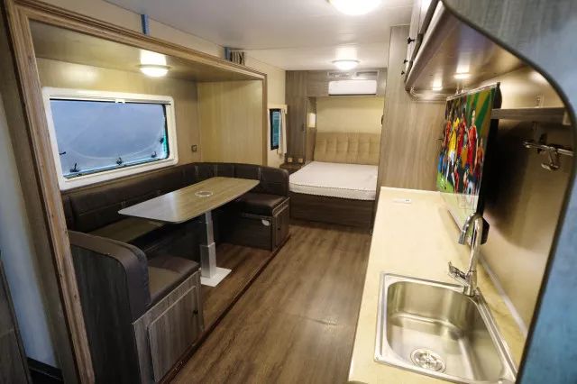 德兴露营房车,德兴营地拖挂