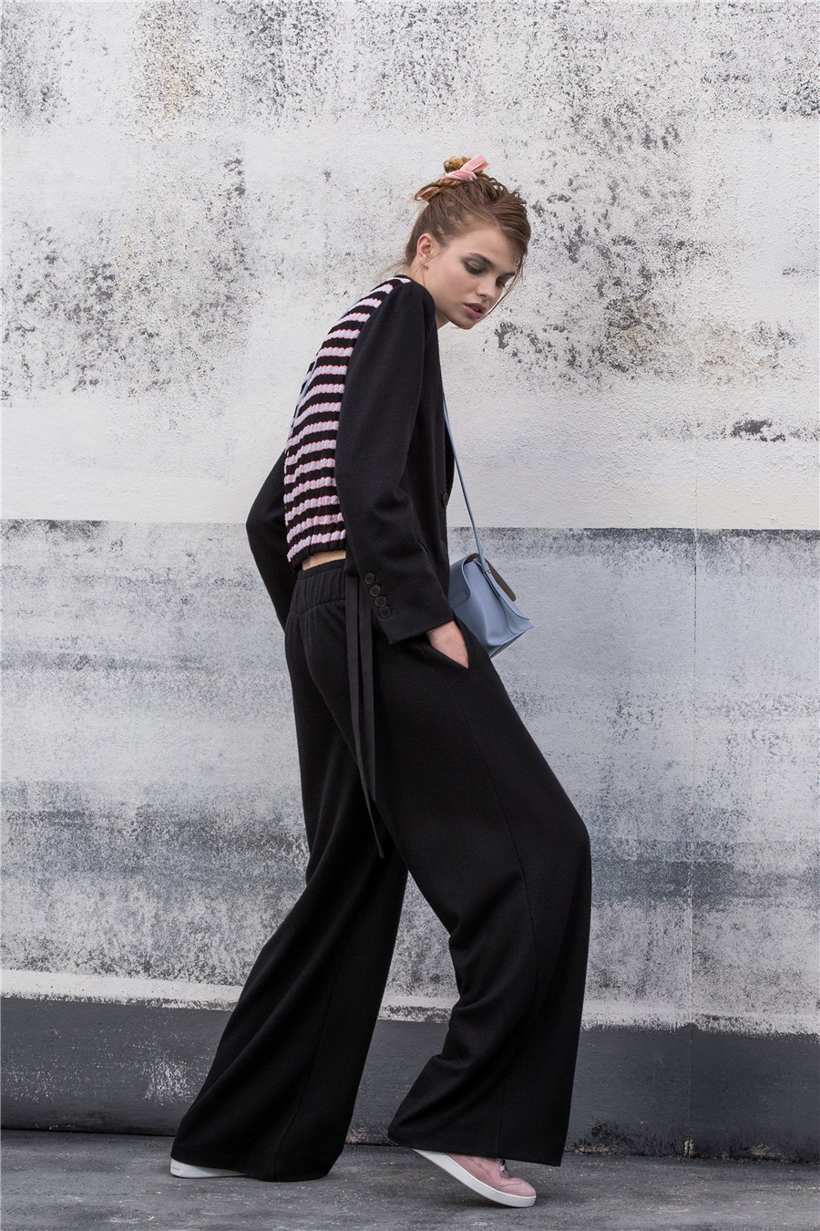 giorgioarmani女装风格,意大利奢侈品牌giorgioarmani