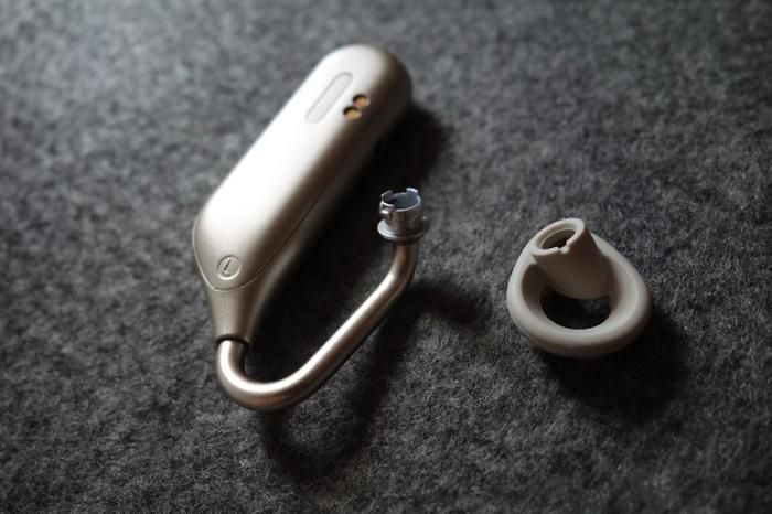 聆听万物售价超2000！索尼最先进的全无线耳机索尼XEA20评测