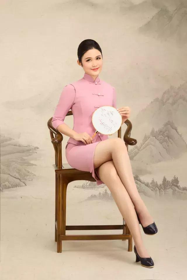 足球赛空姐,空姐和空姐格斗