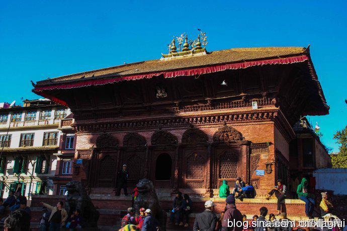 高山王国，千佛之国，佛教发源地，世界唯一非矩形*旗国**——尼泊尔