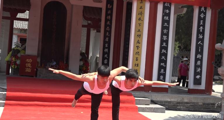 南阳仲景文化端阳诗词朗诵大会在张仲景博物馆举行