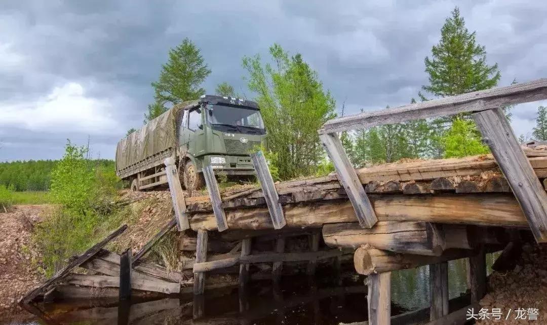 「龙江警风」烈火中逆行的“警察蓝”