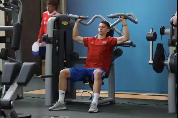 法国泰诺健,泰诺健助力引体向上