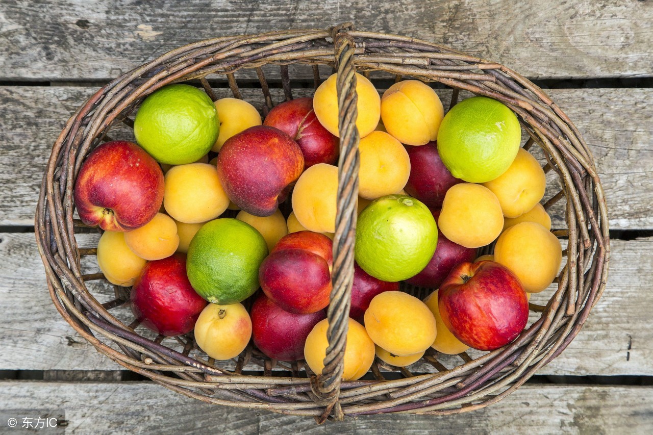 老舍为什么喜欢北京的秋天,老舍为什么说北平的秋天是天堂