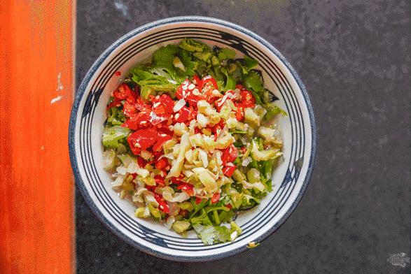 我要回杨家坪！因为这里的蒸汽石锅鲜椒鱼，让我……