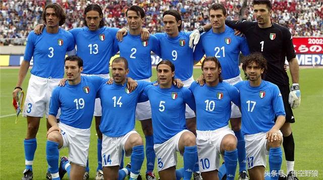 2022年世界杯32种球衣,2018世界杯足球赛各队球衣