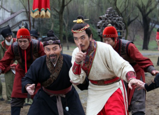 高俅水浒传踢球第几集,水浒高俅踢球