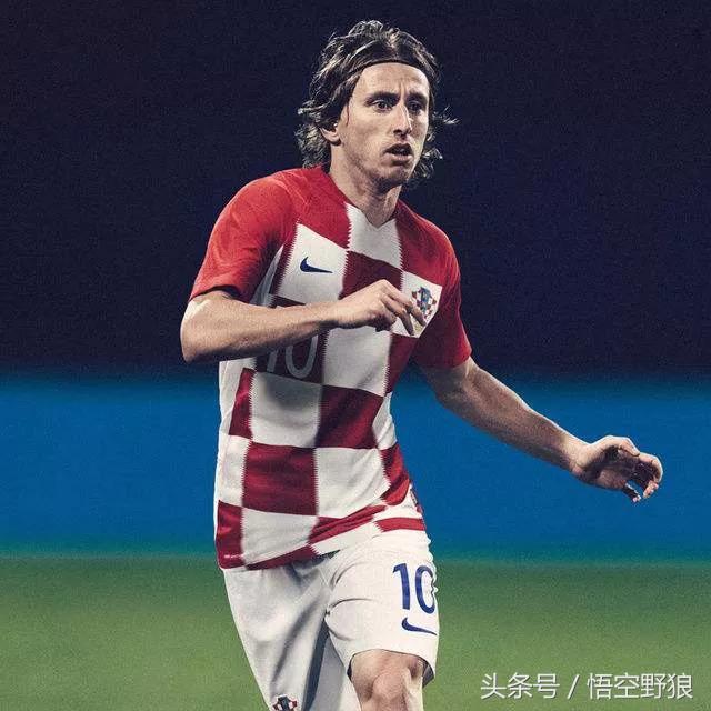 2022年世界杯32种球衣,2018世界杯足球赛各队球衣