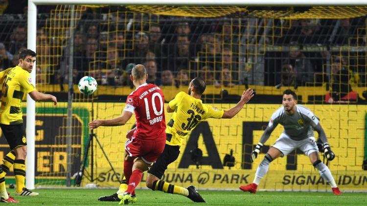 现场看球的伪球迷,这些足球场上的冷知识你知道几个