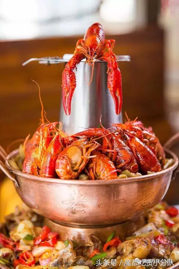 三围惊人的火锅塔，点它我被吼了