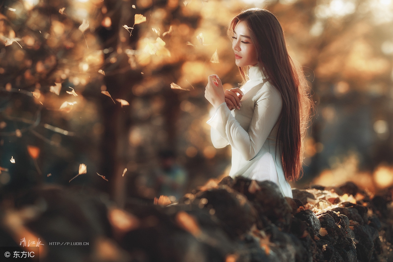 我只是晚上摸了女友一下，她就生气地要分手，我该怎么办啊！