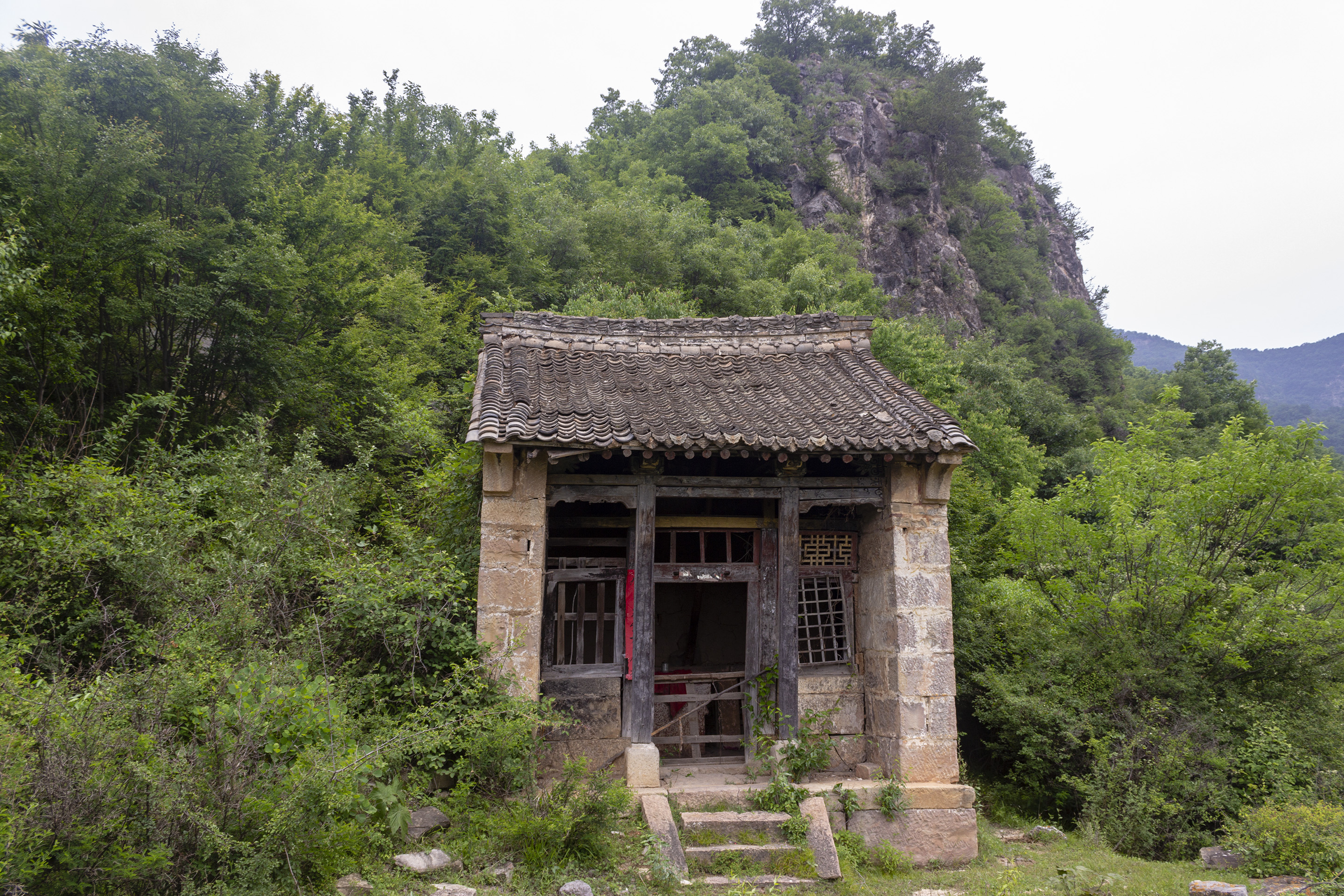 摩旅翻越秦岭,摩旅西岭雪山