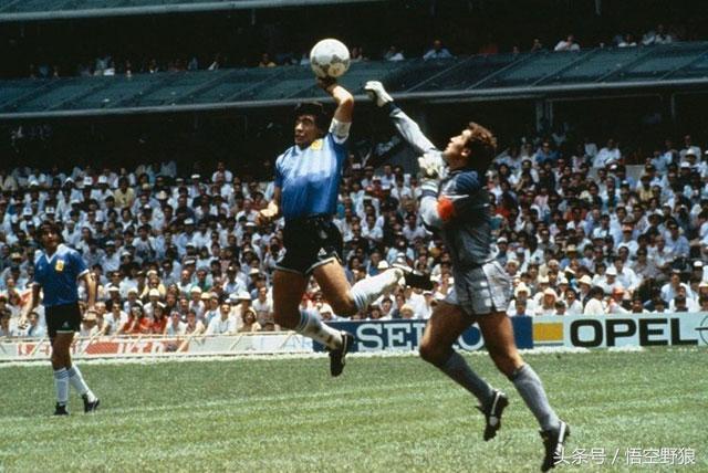 世界杯唯一承认错误判罚的点球,世界杯历史性一幕