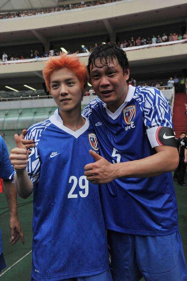 鹿晗谈曼联进球,鹿晗近20年解说曼联足球