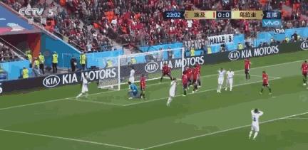 踢一场完整的球赛会消耗多少大卡,踢一场足球赛用多长时间