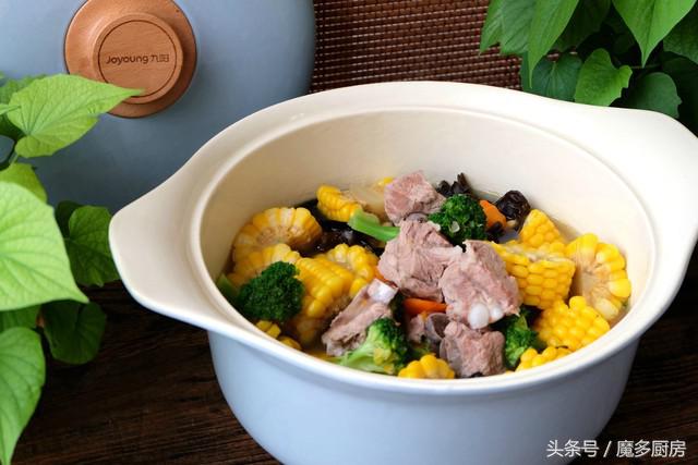 五分钟搞定的一锅汤全家人都爱吃,这个汤尝起来味道很鲜美