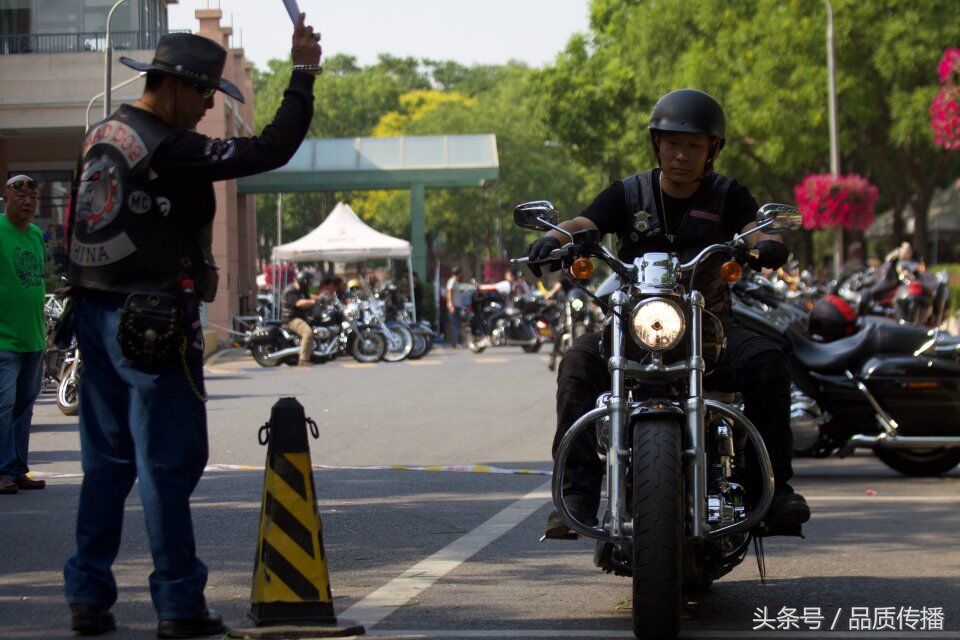 每人被俱乐部认可,哈雷俱乐部才能被社区认可,骑车、公益、成熟