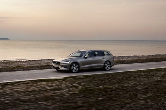 沃尔沃试驾直播,沃尔沃v60同沃尔沃xc60对比