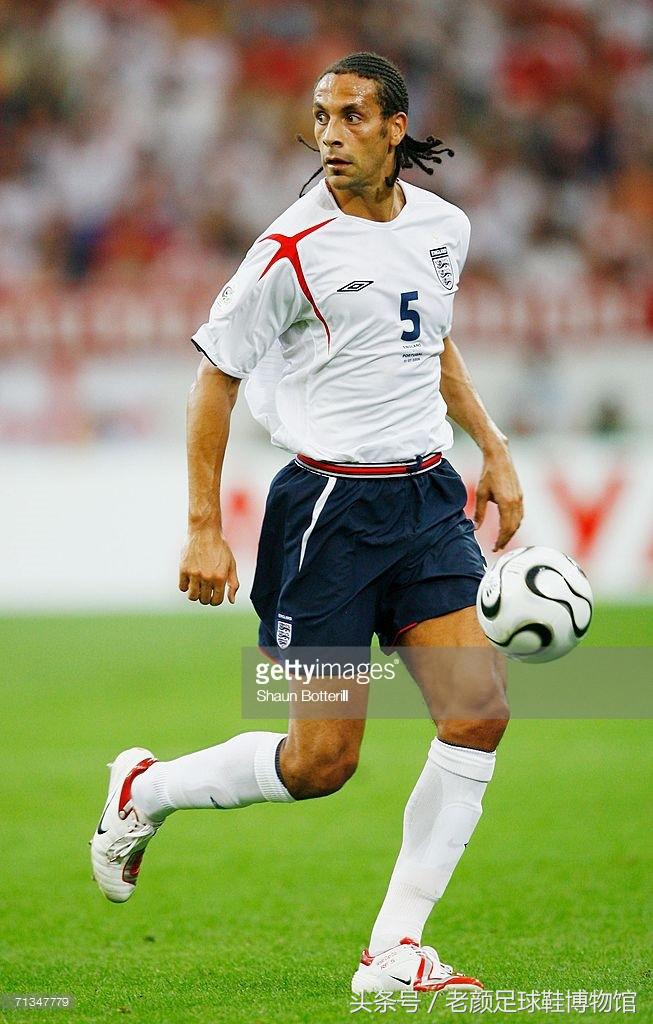 14年世界杯nike推出的足球鞋,2022世界杯各国家队足球鞋盘点