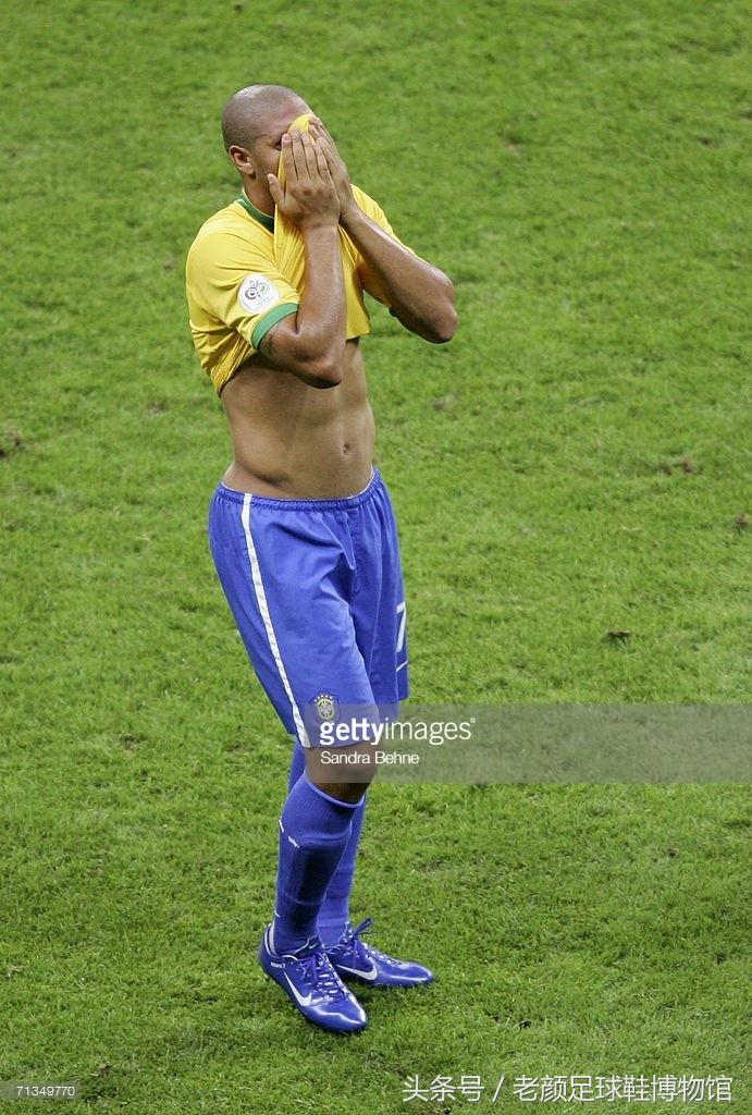 14年世界杯nike推出的足球鞋,2022世界杯各国家队足球鞋盘点