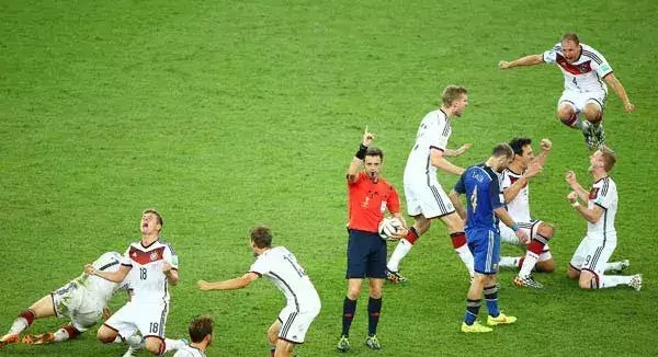 世界杯看足球,世界杯看德国