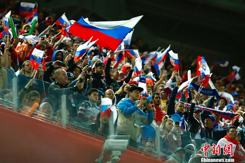 世界杯乌龙球第一名,本届世界杯第100粒进球是乌龙球