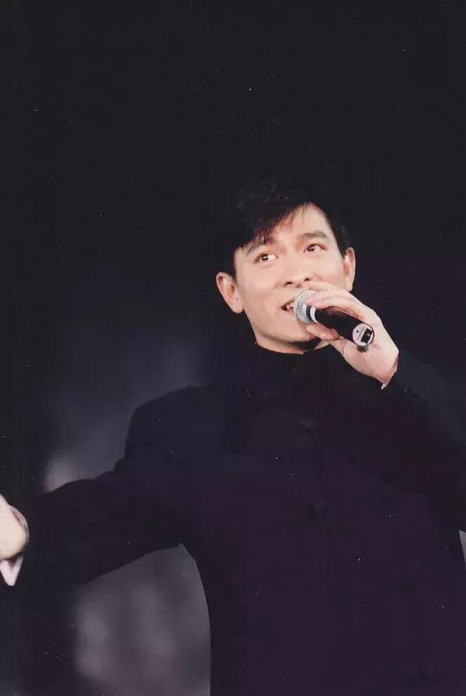 刘德华凭什么能火37年,刘德华凭什么能火40年原视频