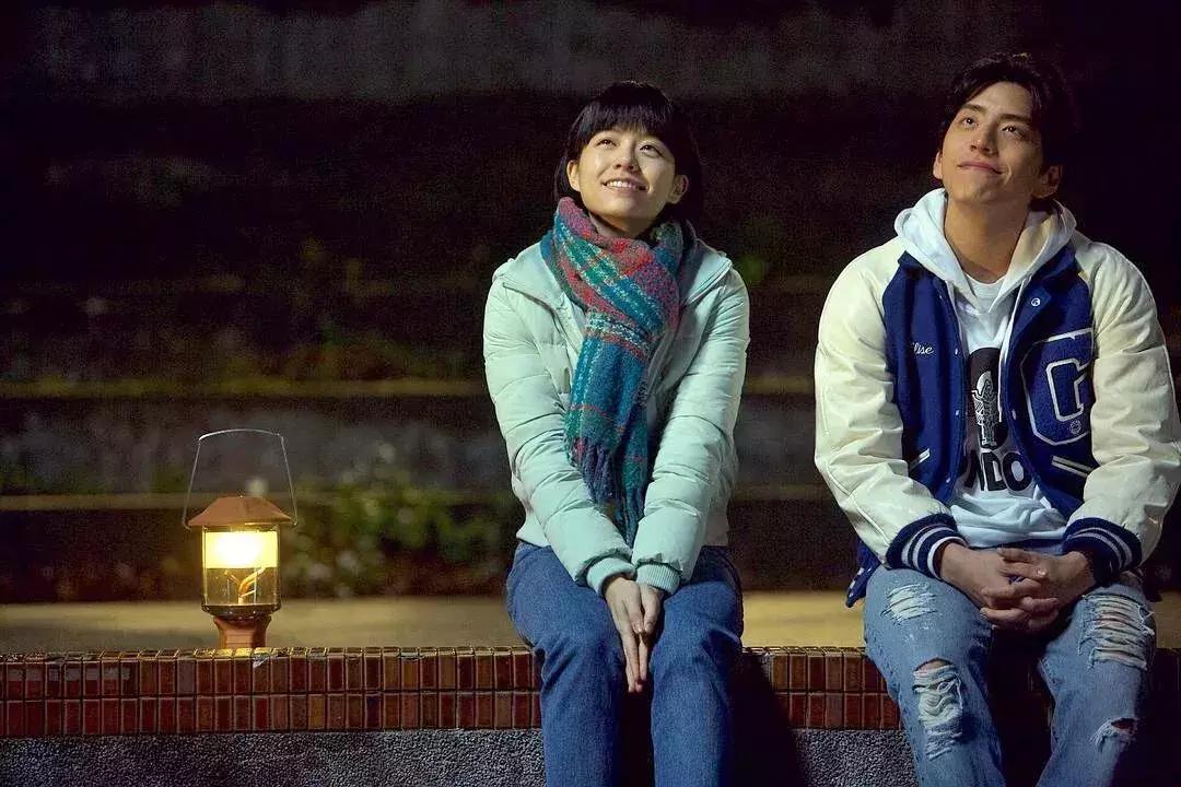 刘德华凭什么能火37年,刘德华凭什么能火40年原视频