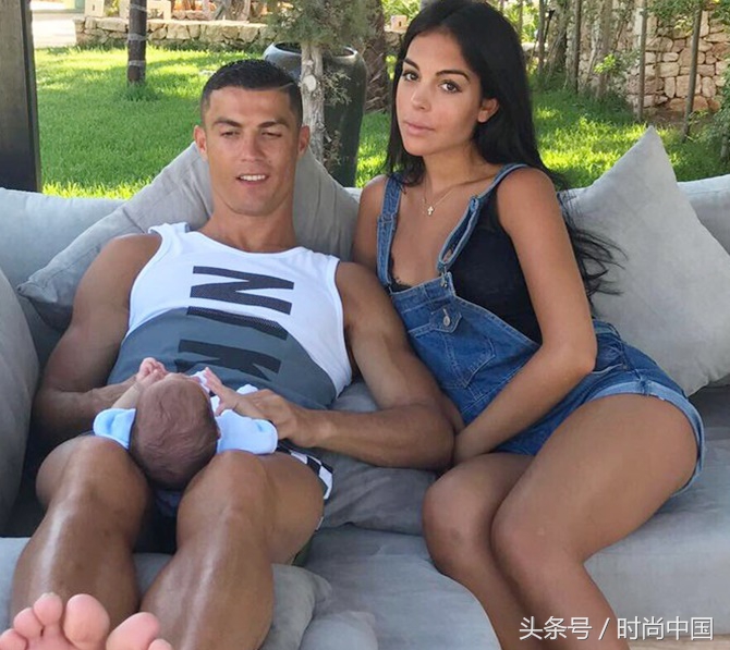 欧洲杯太太团美貌出圈,wags太太团