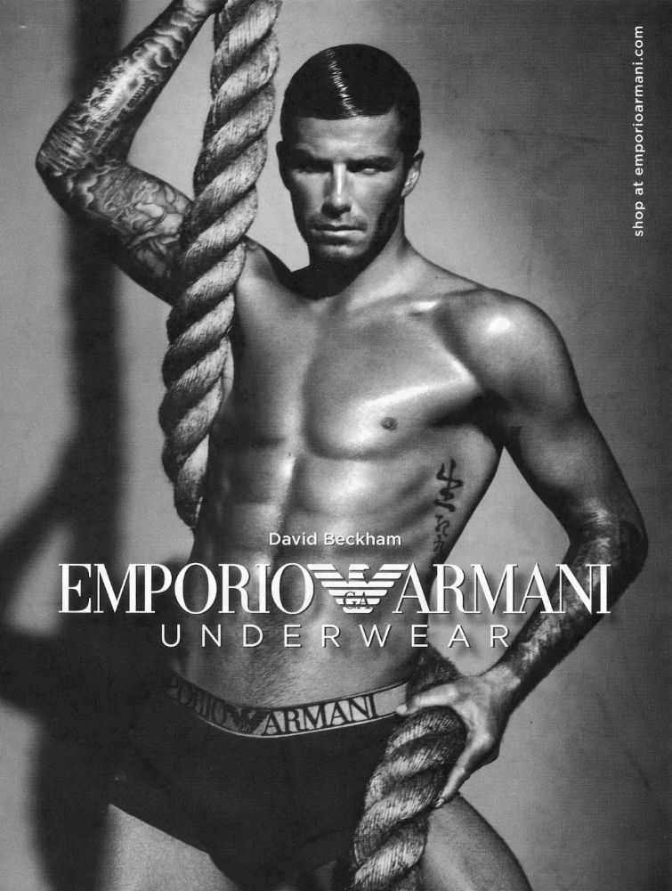 c罗球踢到人威力,c罗踢足球赚了多少钱