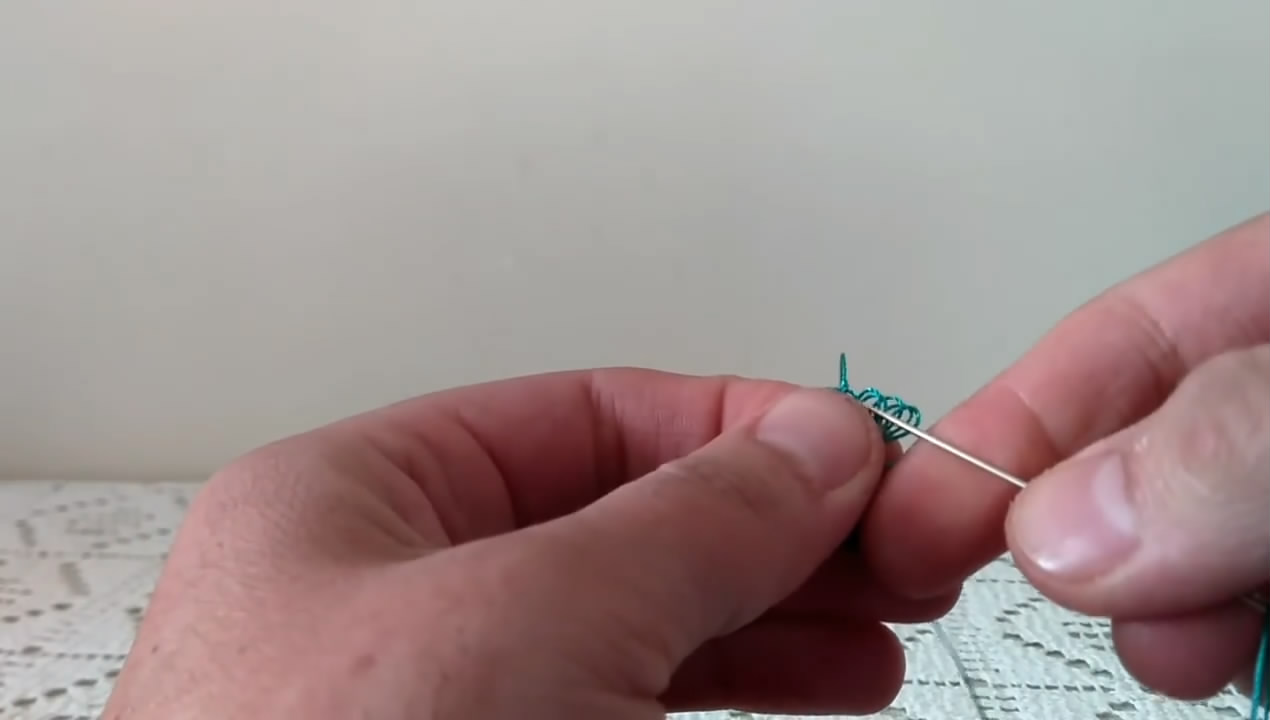 怎么可以用一根线做出好看的手工,一针一线缝成的手工花