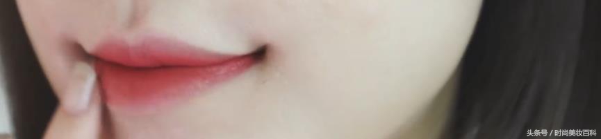 橘色系高级感妆容,白皮淡颜高级感妆容