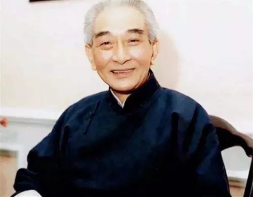 养孩子要看的几本书,养育儿子看什么书