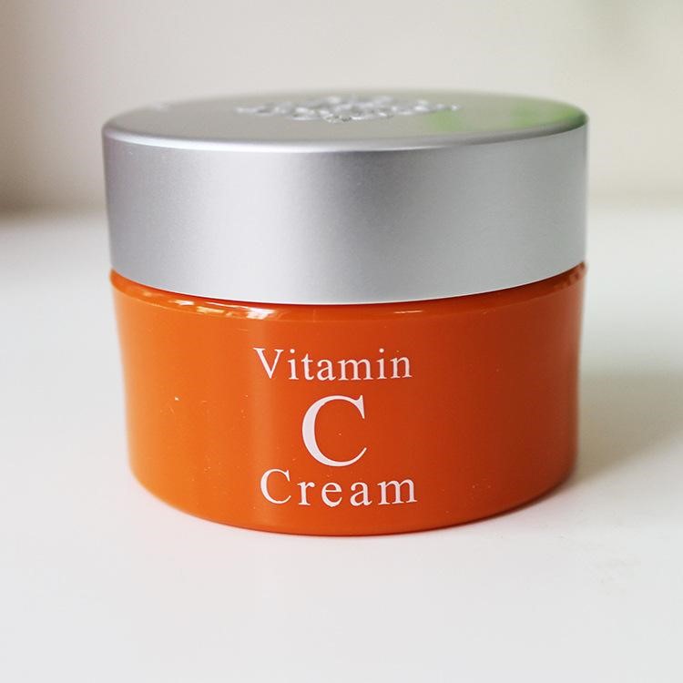 为什么现在都要买泰国化妆品？难道就因为便宜？