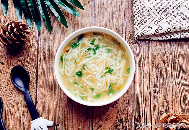 一岁多宝宝不爱吃辅食怎么办？各种小妙招教你轻松应对（附菜谱）