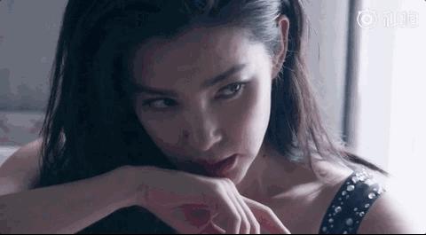 李冰冰和彭于晏座位,彭于晏抢了李冰冰的c位