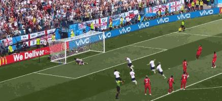 队长袖标戴在右臂的含义,队长袖标戴手臂上