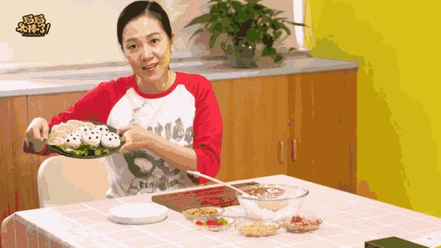 适合6岁孩子的足球训练,培养孩子足球乐趣的视频