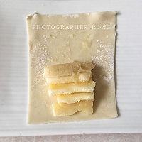 多余的馄饨皮香蕉,剩下的馄饨皮怎么做香蕉派