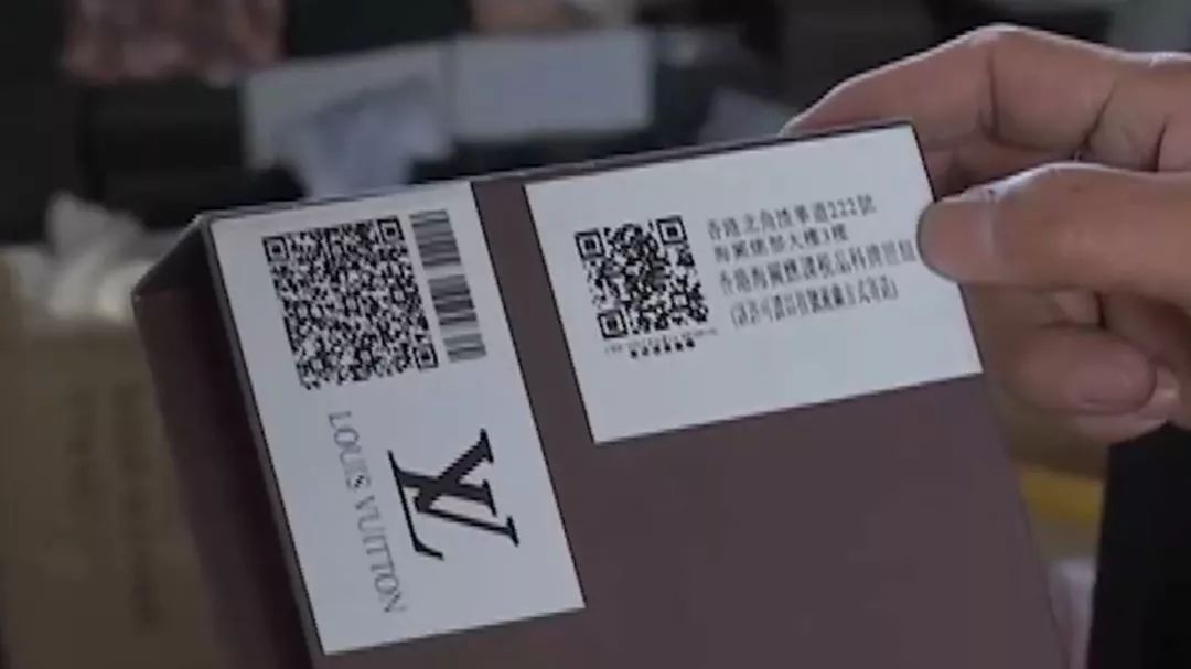 朋友圈代购买到假货怎么解决,朋友圈代购奢侈品靠谱吗