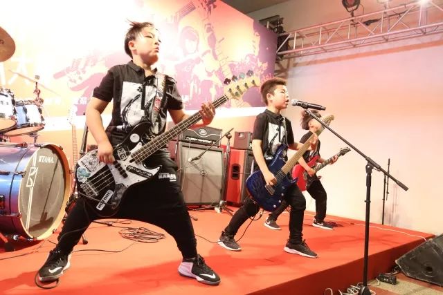 零基础学音乐要花多少钱,学音乐真的很费钱吗