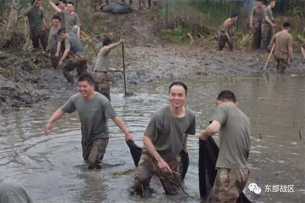 阳光快乐军营，请为这群“快乐的炮炮兵”点赞！