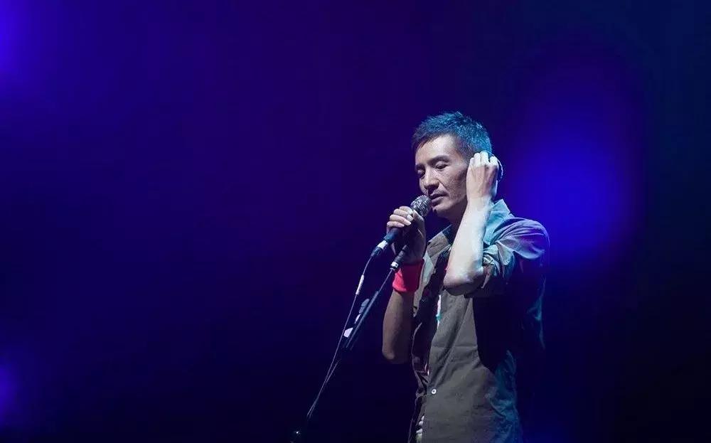 当你撑不下去的时候，就听听这5首歌