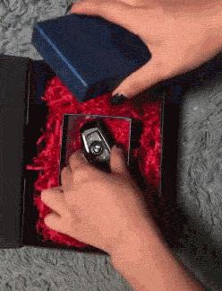 搞笑gif妹子什么都不用说了我认输,搞笑gif妹子你对自己有点自信了啊