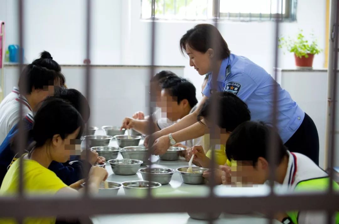 杭州四季青女董事长,杭州四季青服装女老板