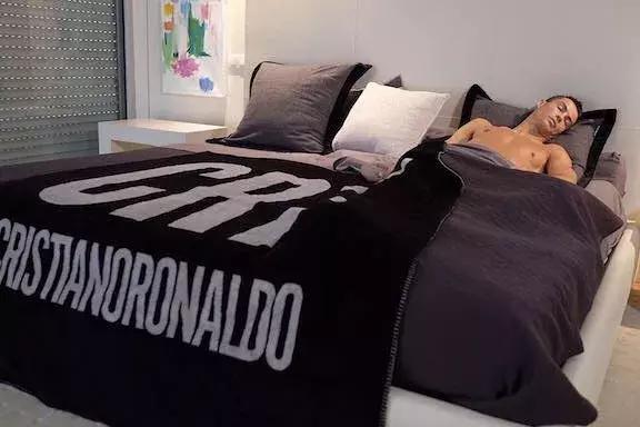 盘点世界十大足球明星们的豪宅,世界杯的球星豪宅排名