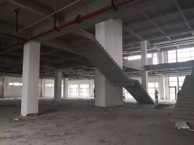 12年前建成，现还在招商！它能担负起北京外迁服装商户期望吗？